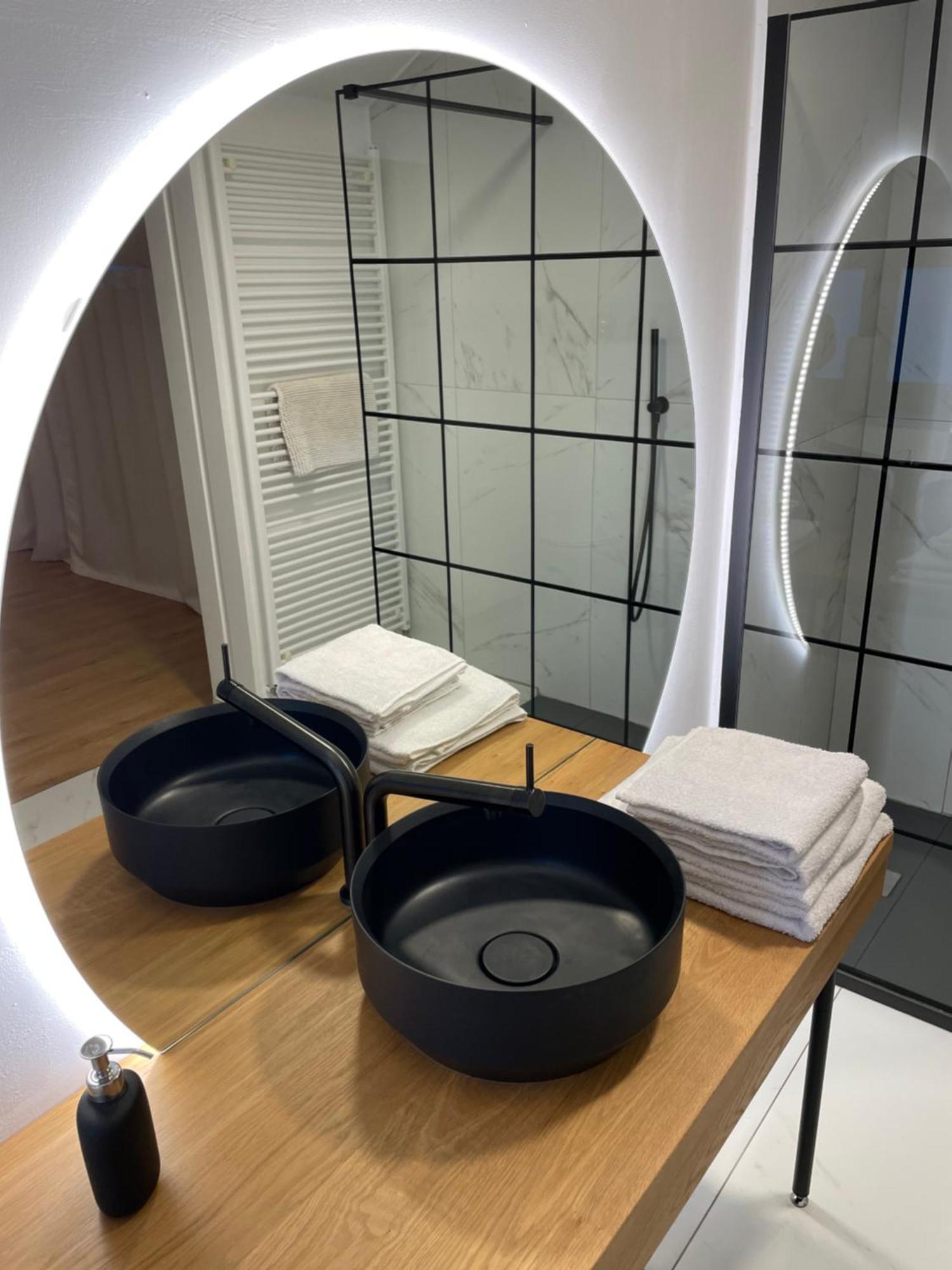 L'Entre-Temps Otel Xhendelesse Dış mekan fotoğraf